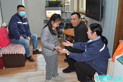新春送温暖 浓浓关爱情